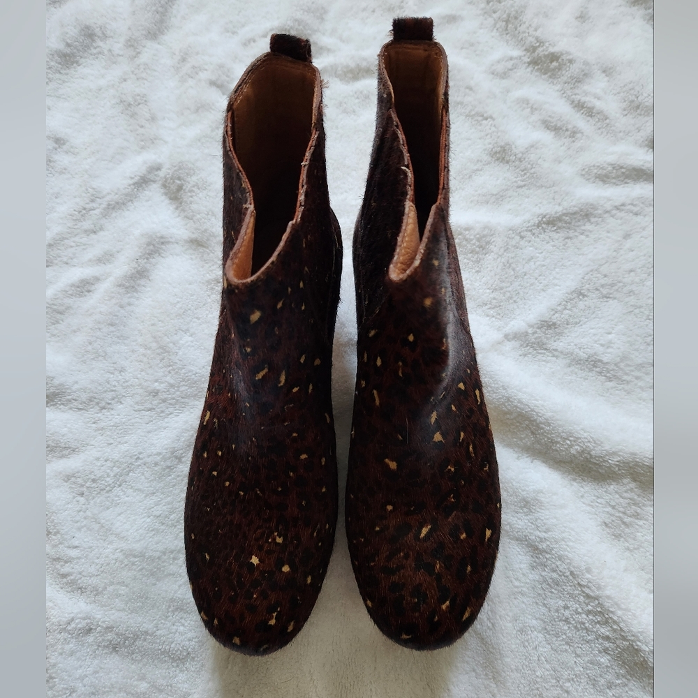 Never Worn Madewell Clog Boot In Painted Leopard Calf Hair.